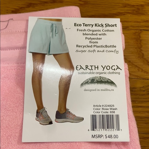 Earth Yoga Pants - Pink Shorts. NWT